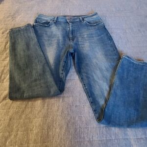 DL1961 Stylish Blue Denim Jeans